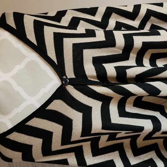 Poncho - Picture 2 of 3